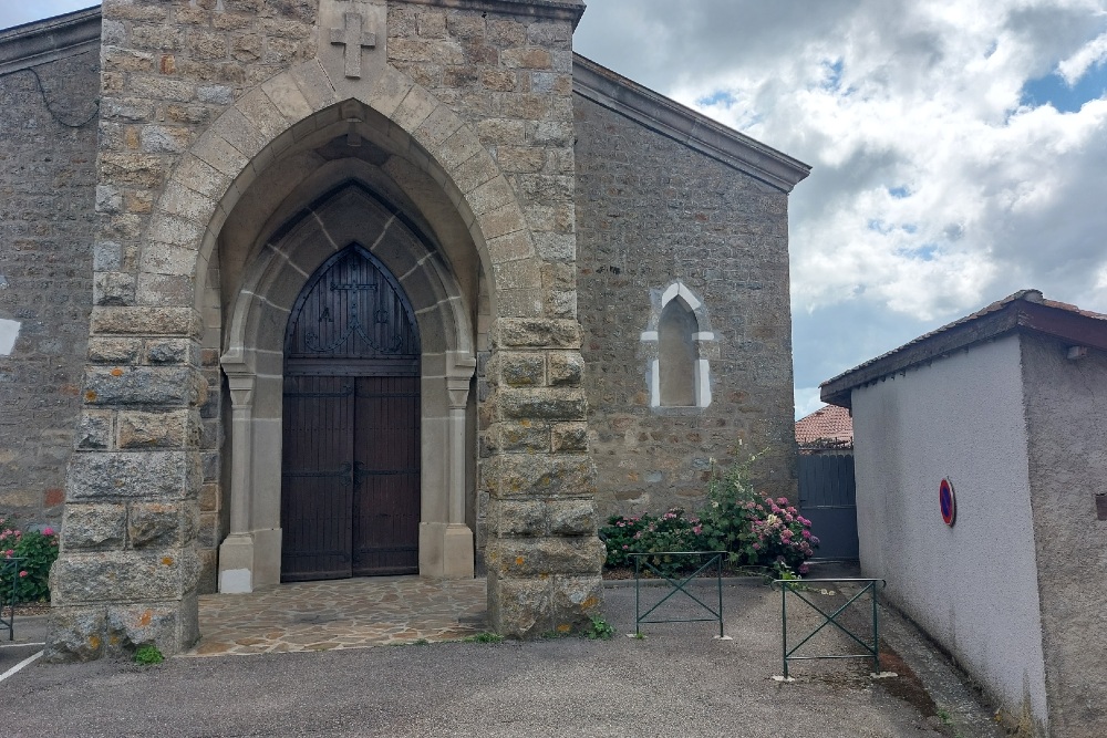 War Memorial La Chapelle-sur-Coise Church #2