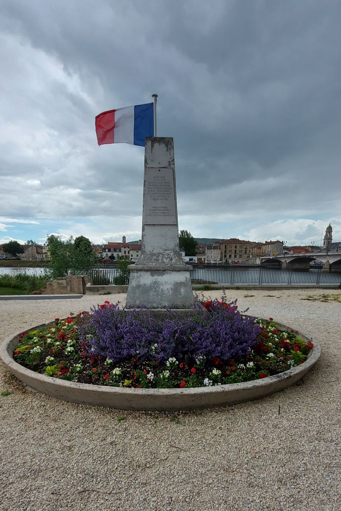 Smugglers Monument Pont-à-Mousson #2