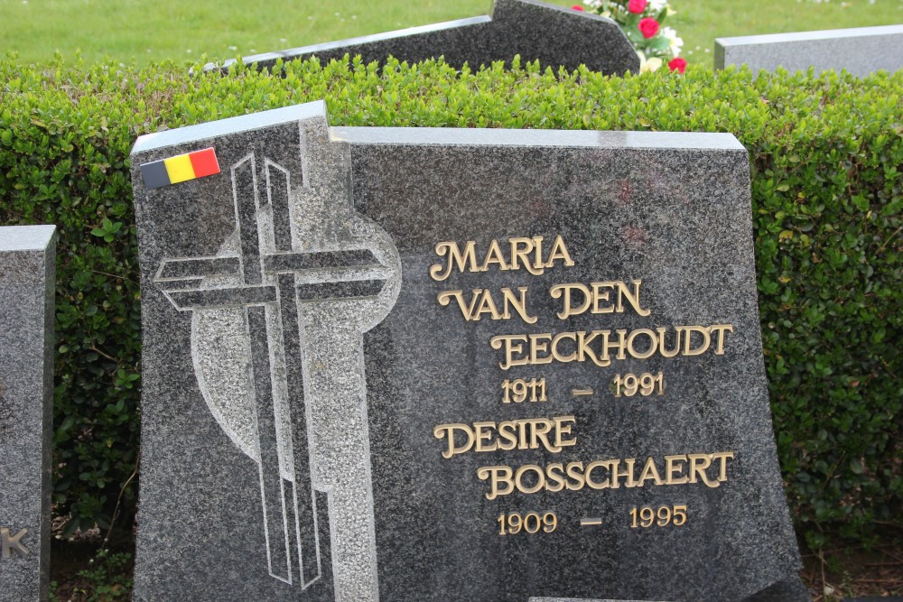Belgian Graves Veterans Borchtlombeek