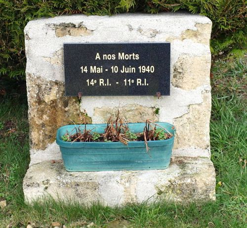 Monument Franse Verdedigers Les Alleux #4