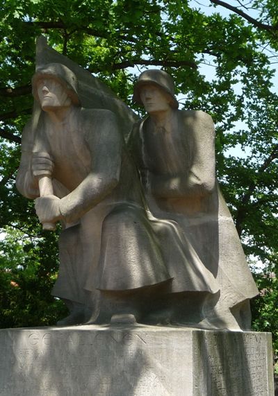 War Memorial Ellerstadt #1