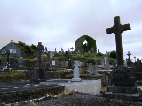 Oorlogsgraven van het Gemenebest Ennistymon Cemetery #1