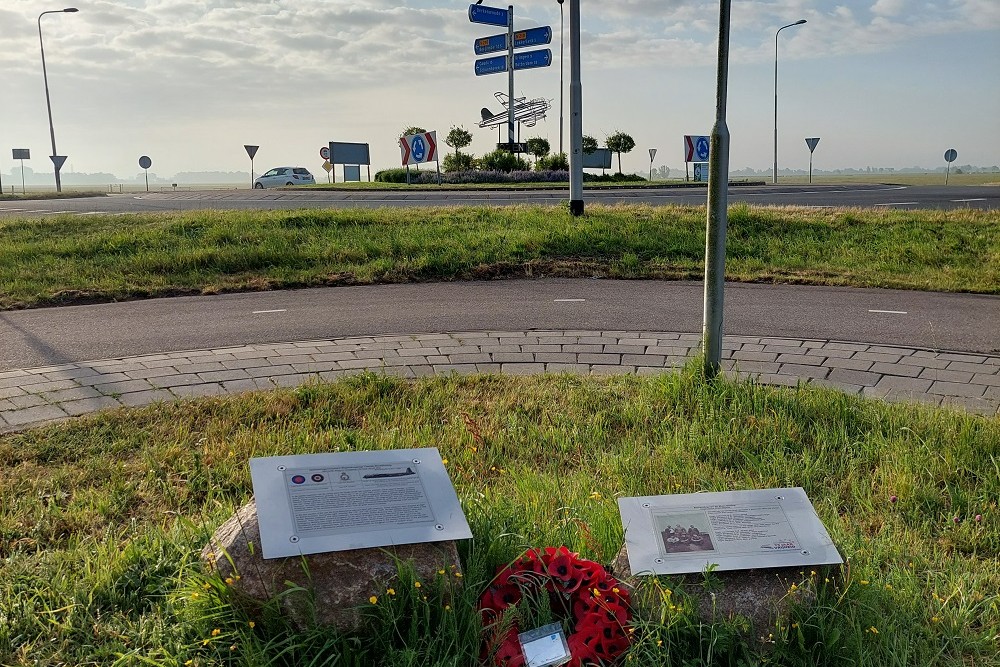 Monument Wapendropping Berkenwoude #1