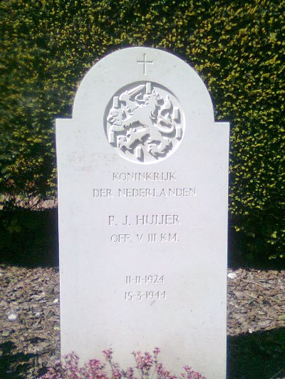 Dutch War Graves Appleton Thorn #3