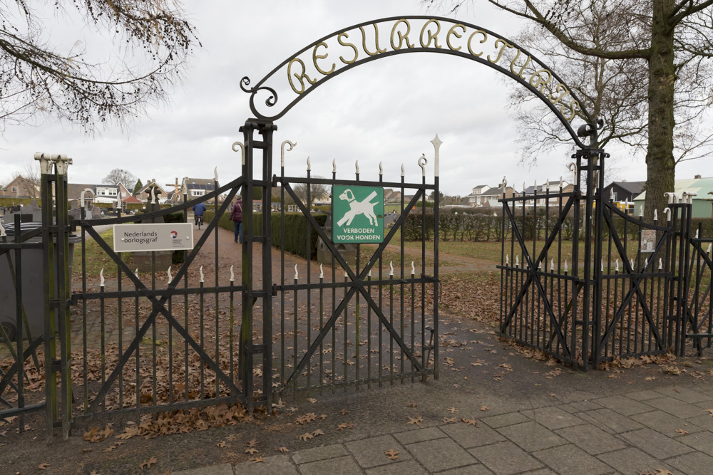 Dutch War Grave Roman Catholic Cemetery Berghem #5