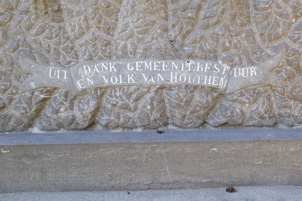 Oorlogsmonument Houtem Begraafplaats #5