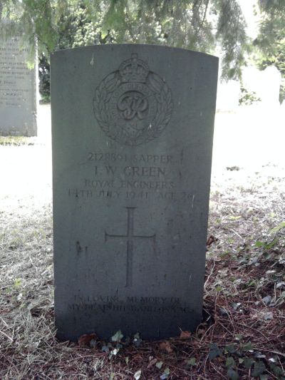 Oorlogsgraven van het Gemenebest St. Kentigern Churchyard