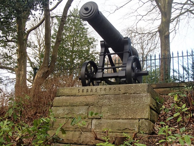 Sebastopol Cannon Avenham Park #1