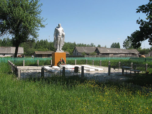 Mass Grave Soviet Soldiers Derbin #1