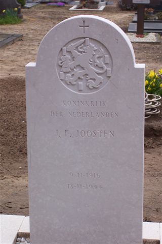 Nederlandse Oorlogsgraven Rooms Katholieke Begraafplaats Blitterswijck