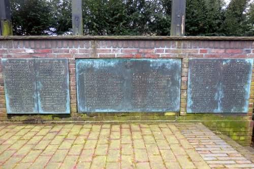 War Memorial Kapellen #4