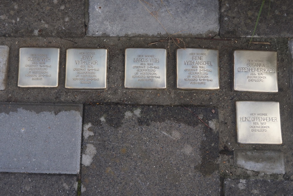 Stolpersteine Hindestraat 33 #1