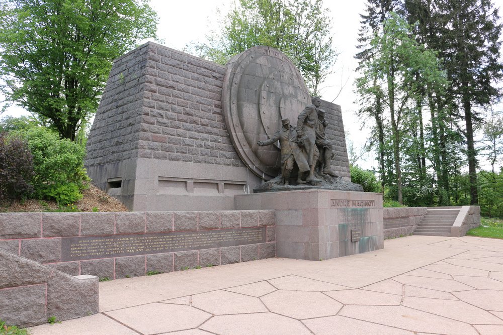 Monument Andr Maginot #4