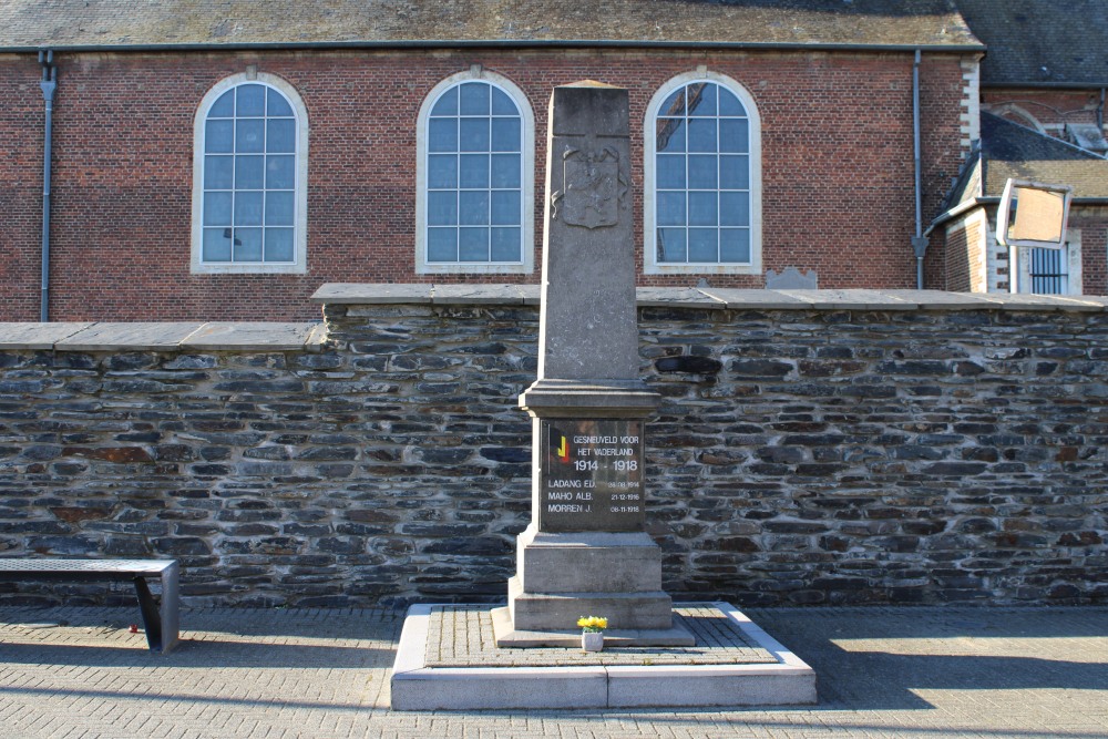 War Memorial Hoeleden #1