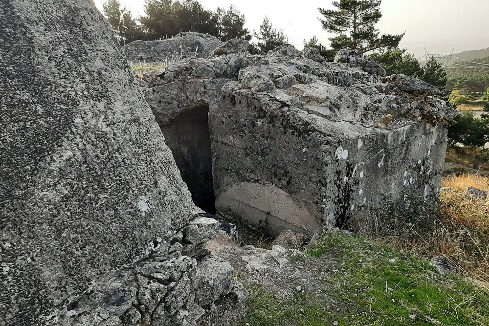 Bunker Spanish Civil War Alto del Len #3