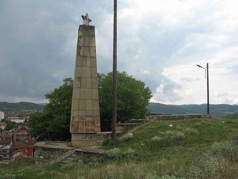 Monument Omgekomen Partizanen Kurumlija #1