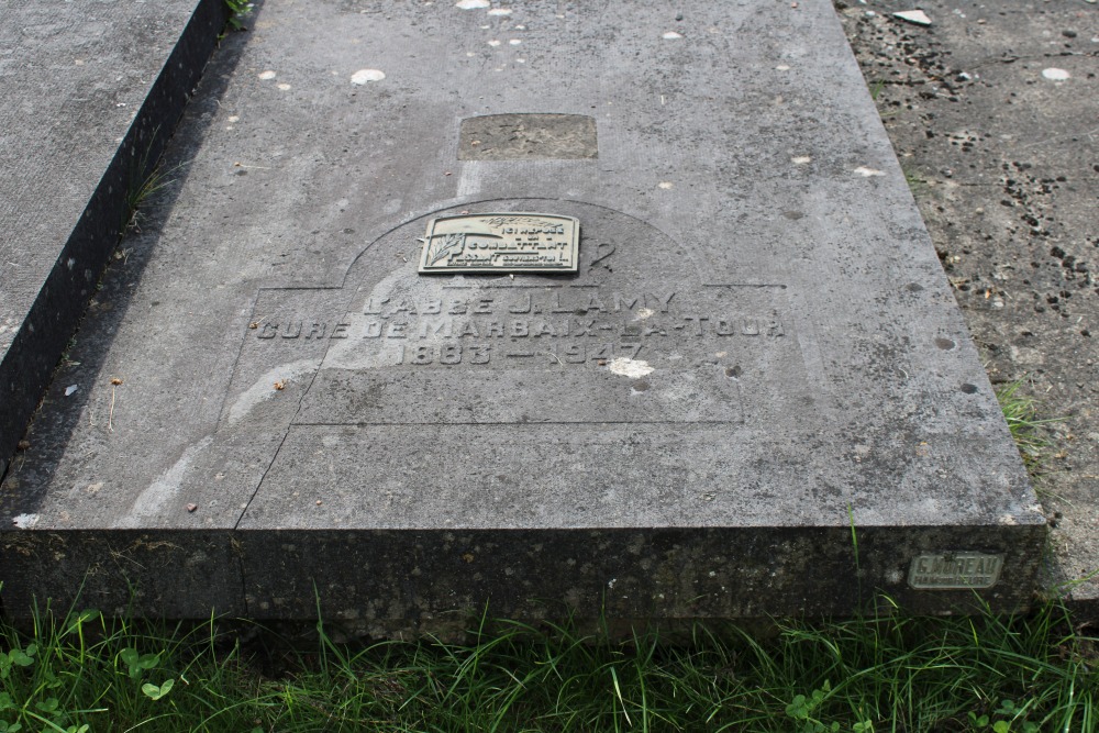 Belgian Graves Veterans Marbaix-la-Tour #3