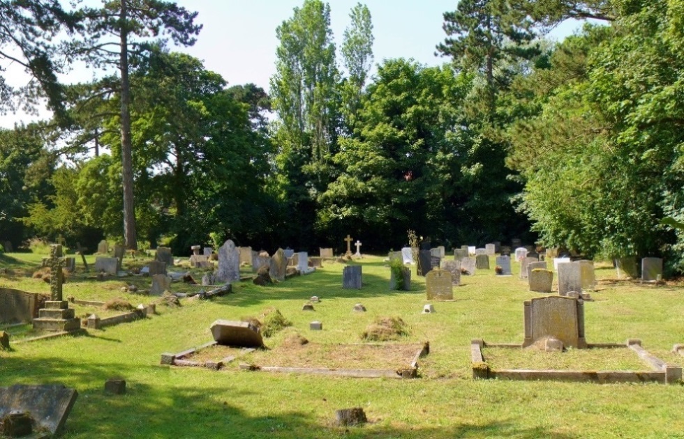 Commonwealth War Graves Earl Soham Cemetery #1