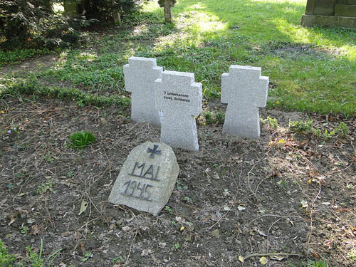 Mass Grave Soviet Soldiers Ruest #1