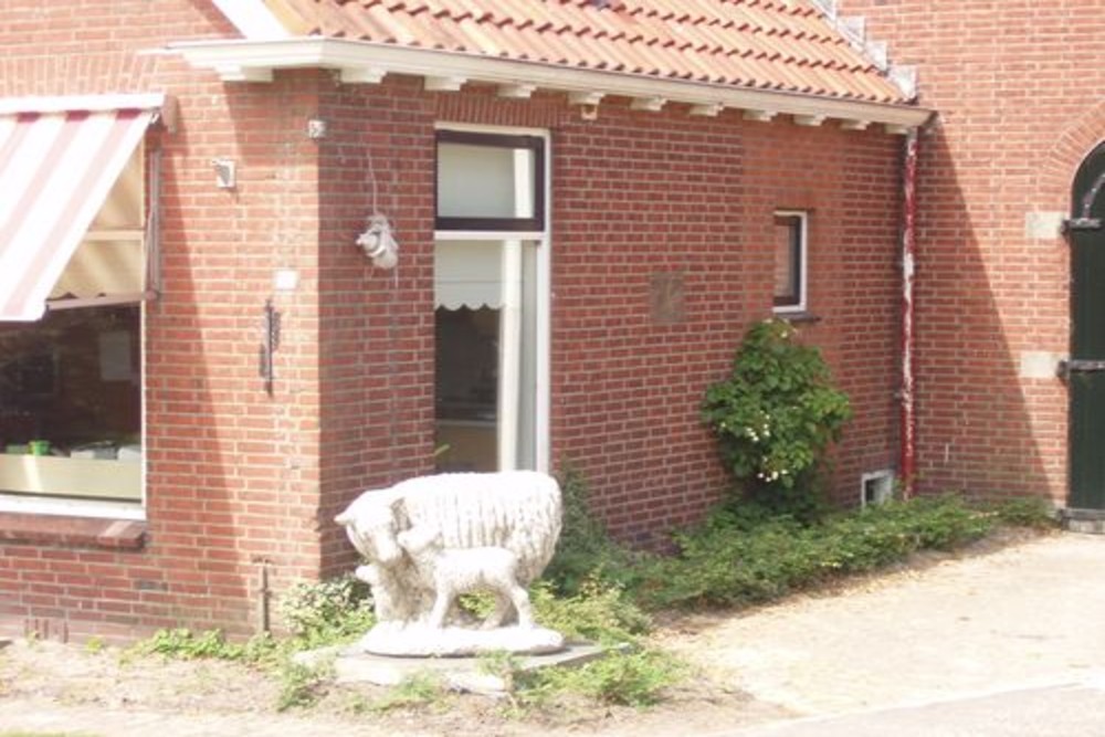 Gevelsteen Boerderij Veldweg #2