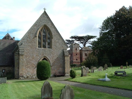 Commonwealth War Graves St Mary Churchyard #1