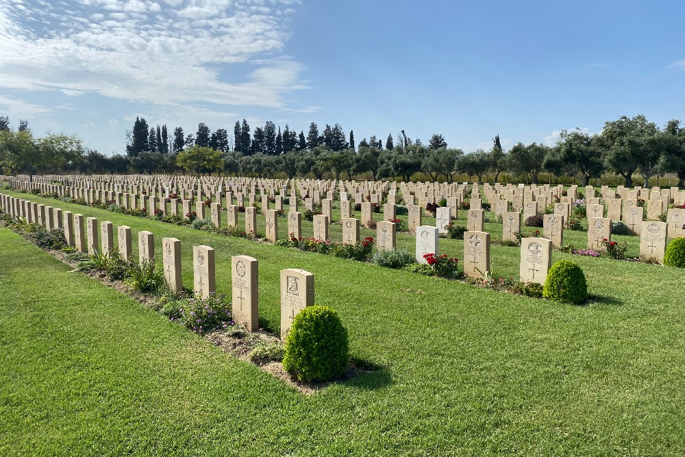 Commonwealth War Cemetery Catania #4