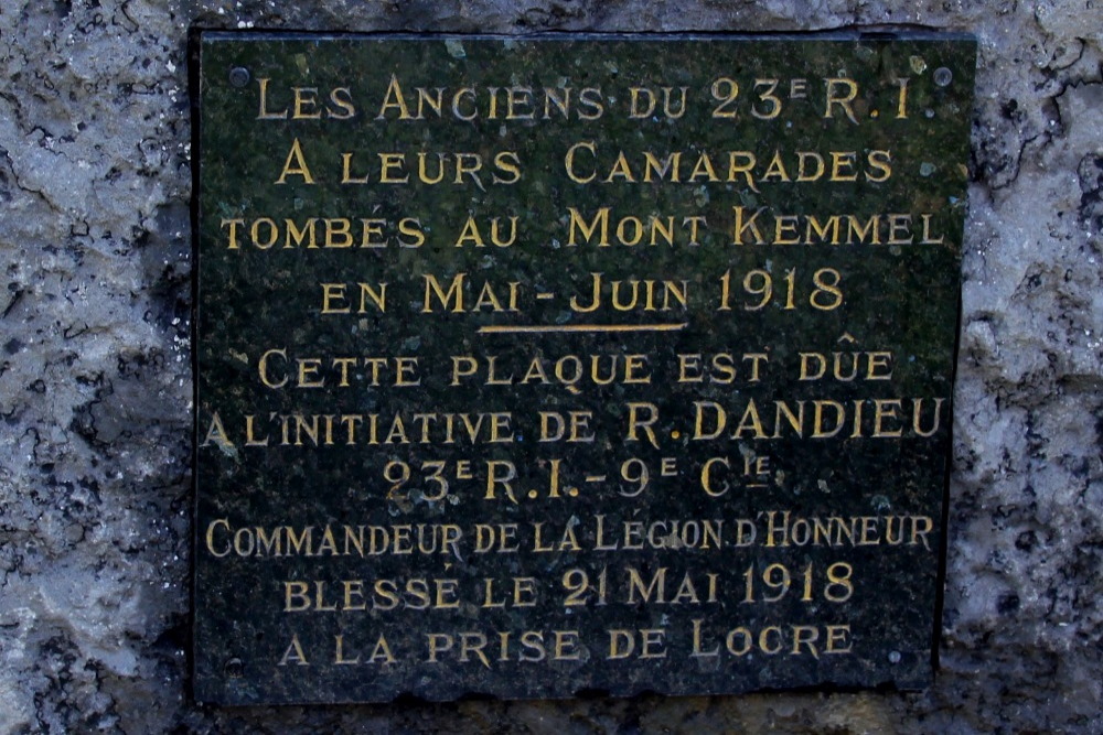 Gedenkteken Franse Divisies Loker #2