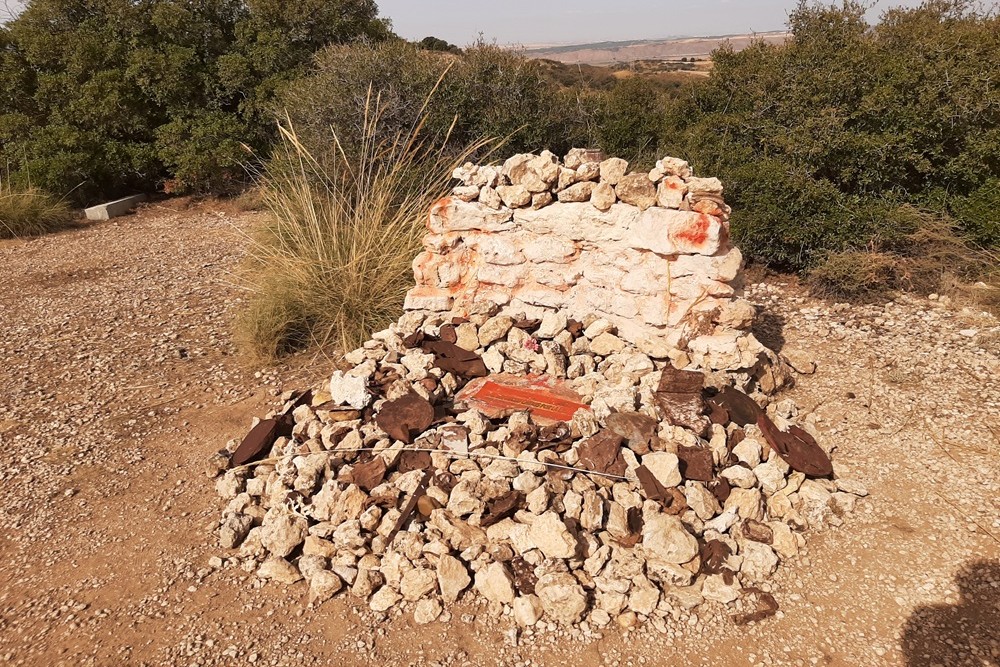 Monument Suicide Hill