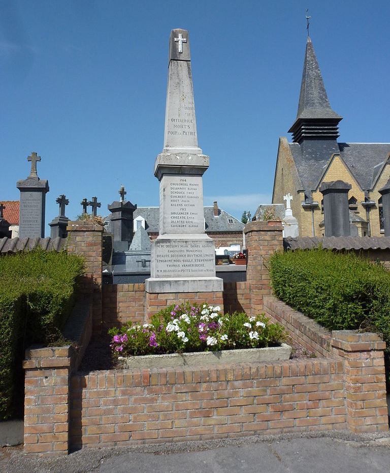 War Memorial Offekerque #1