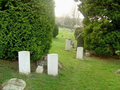 Commonwealth War Graves Radnor Street Cemetery #1