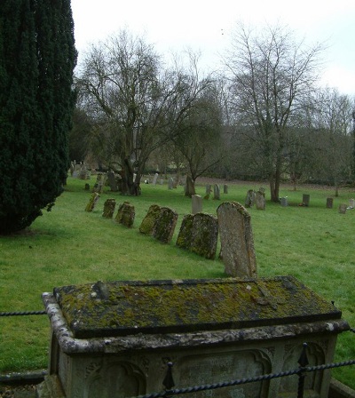 Oorlogsgraf van het Gemenebest St. John Churchyard #1