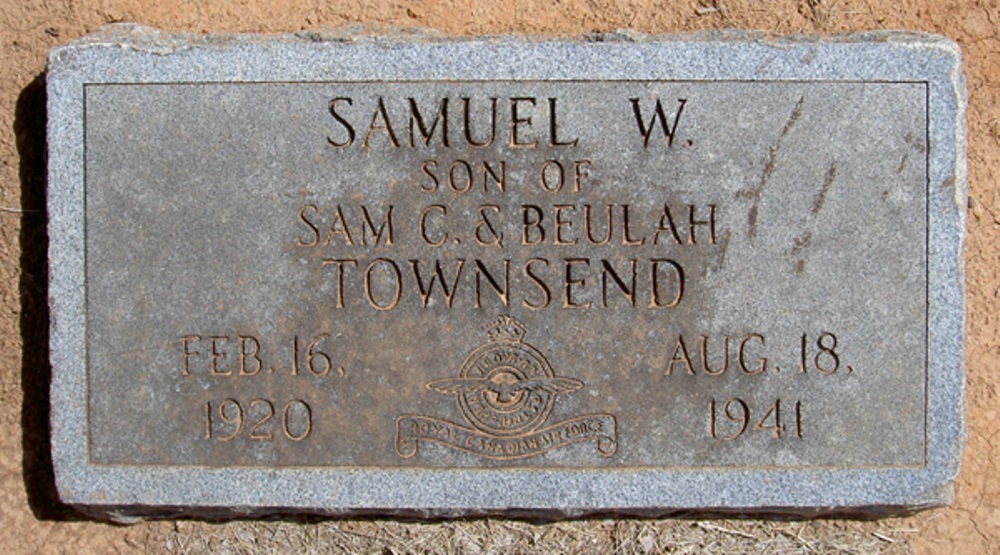 Commonwealth War Grave Greenwood Cemetery