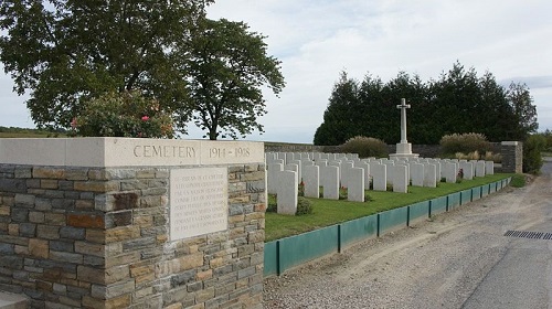 Commonwealth War Cemetery Hermonville #1