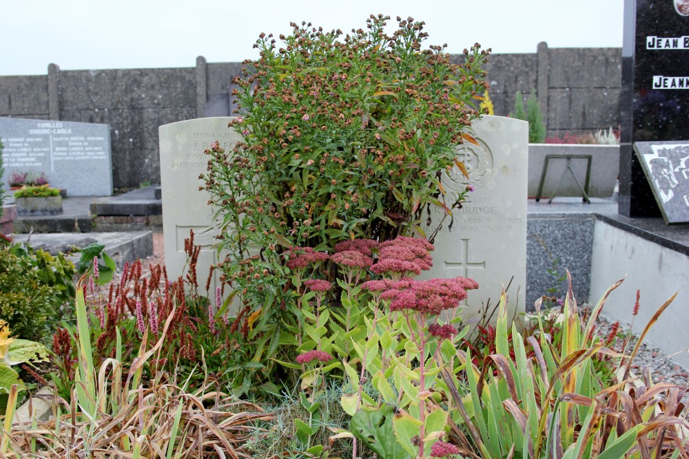 Commonwealth War Graves Givenchy-en-Gohelle #4