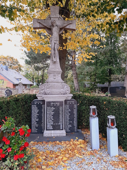 War Memorial Müddersheim #2