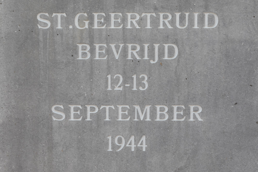 Bevrijdingsmonument Sint Geertruid #3