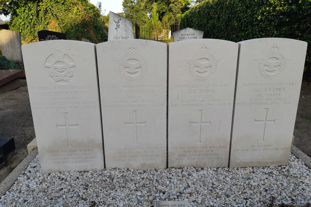 Commonwealth War Graves Cemetery Sint-Michielsgestel #2