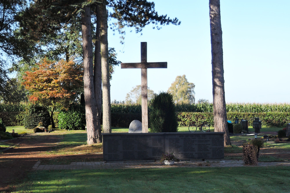 War Memorial Klinkum #3