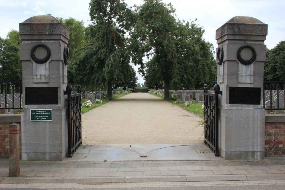 Belgian War Cemetery Westvleteren #1