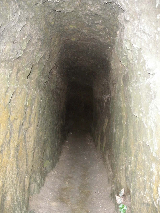Tunnels en Bergplaats Kamikazeboot Kasugacho #5