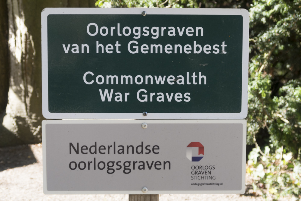 Oorlogsgraven van het Gemenebest Algemene Begraafplaats Soestbergen #5