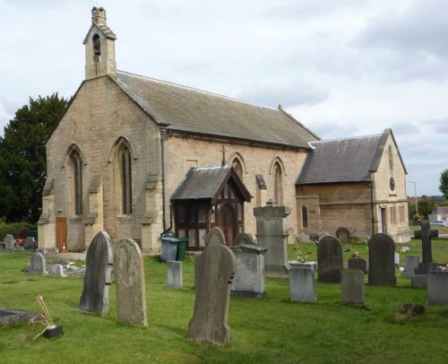 Oorlogsgraf van het Gemenebest St. George Churchyard #1