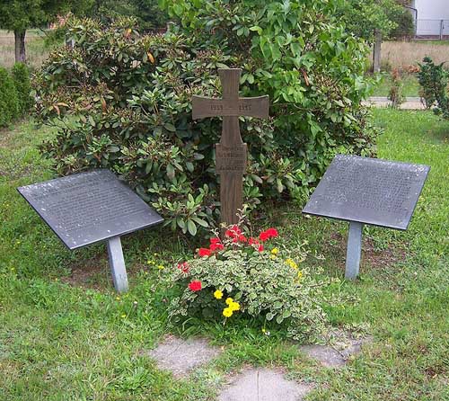 Mass Grave German Soldiers Kbeln #1