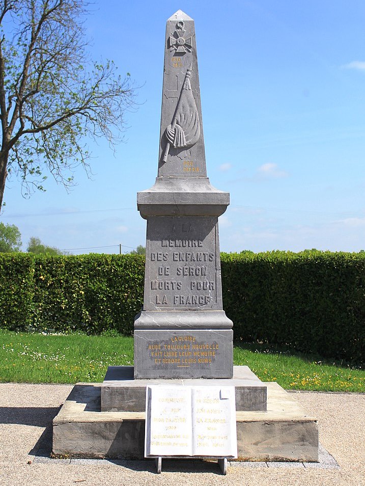War Memorial Séron #1