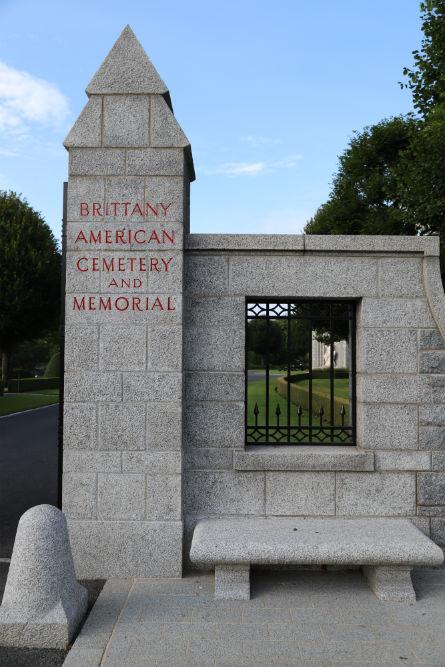 Amerikaanse Begraafplaats en Monument Bretagne #3