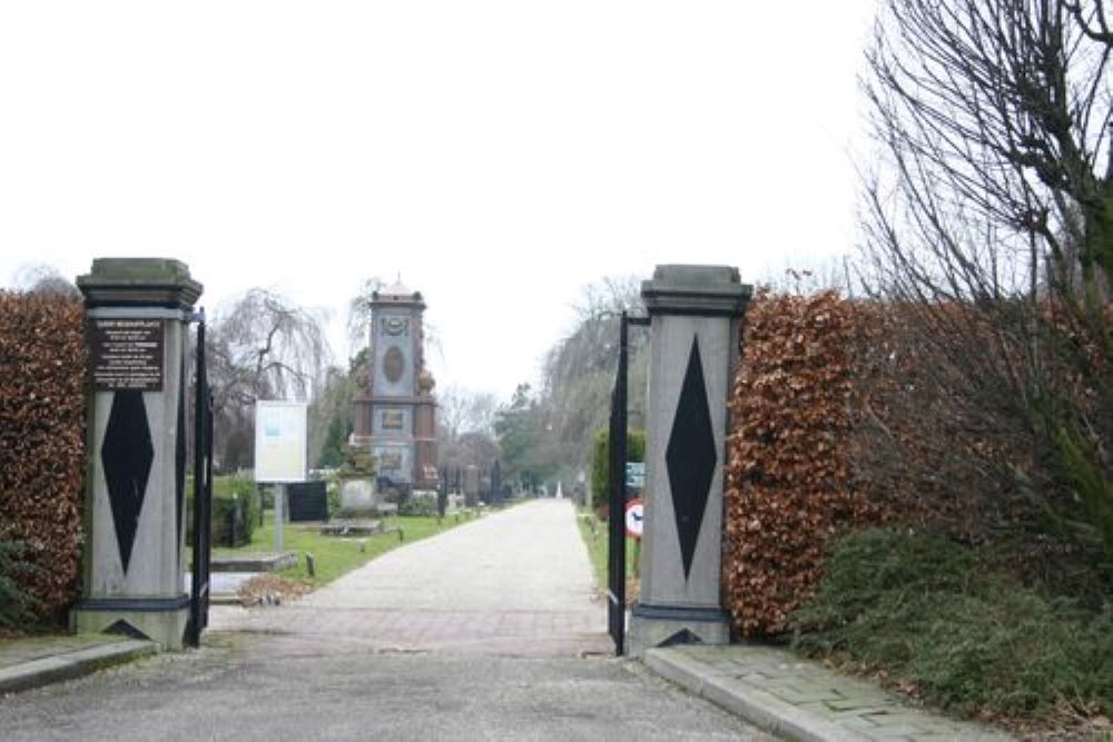 Nederlandse Oorlogsgraven Zuiderbegraafplaats #1
