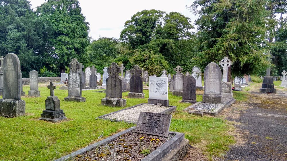 Commonwealth War Grave St. Mary's Catholic Cemetery