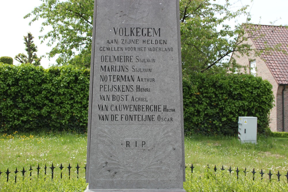 Oorlogsmonument Volkegem #3