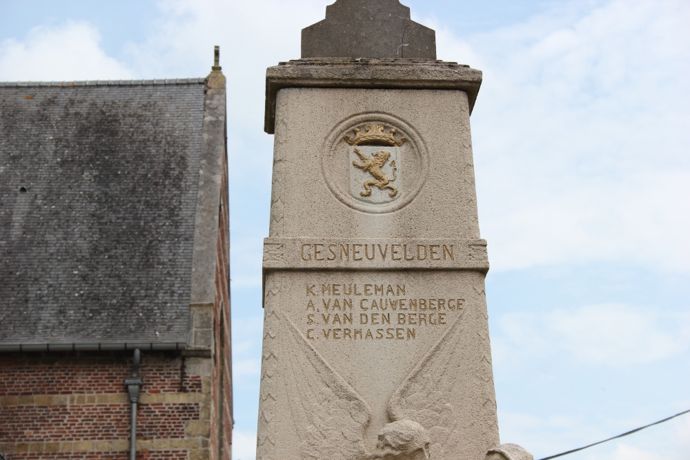 War Memorial Oombergen #2