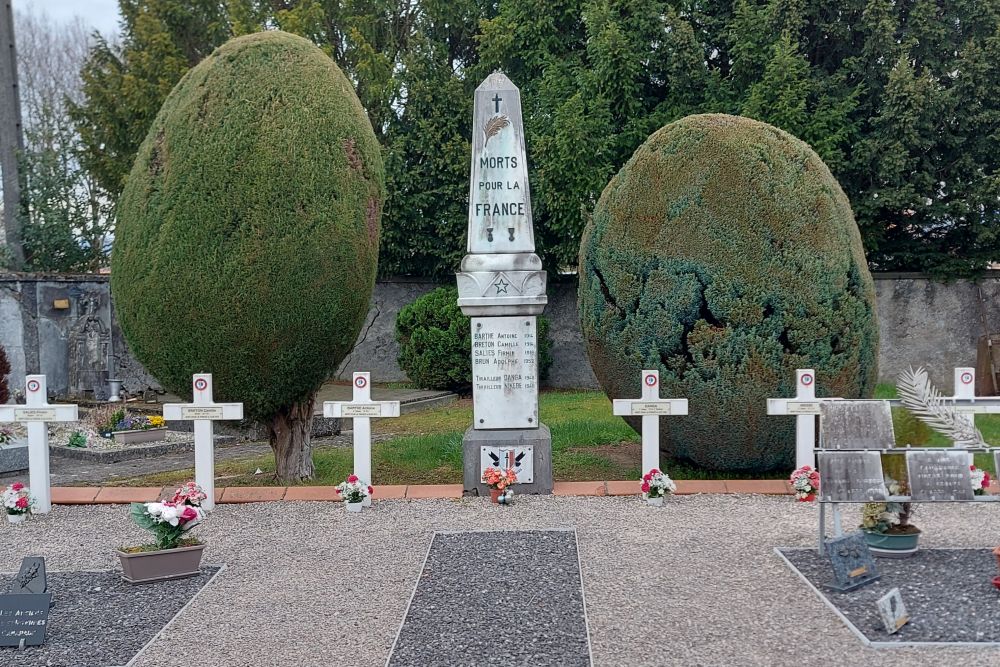 War Graves Montrjeau #1